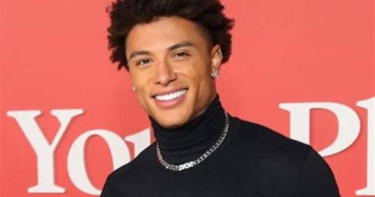 Chase B. - Net Worth, Age, Height, Birthday, Bio, Wiki!