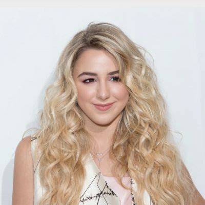 Chloe Lukasiak Net Worth, Age, Height, Bio, Birthday, Wiki!