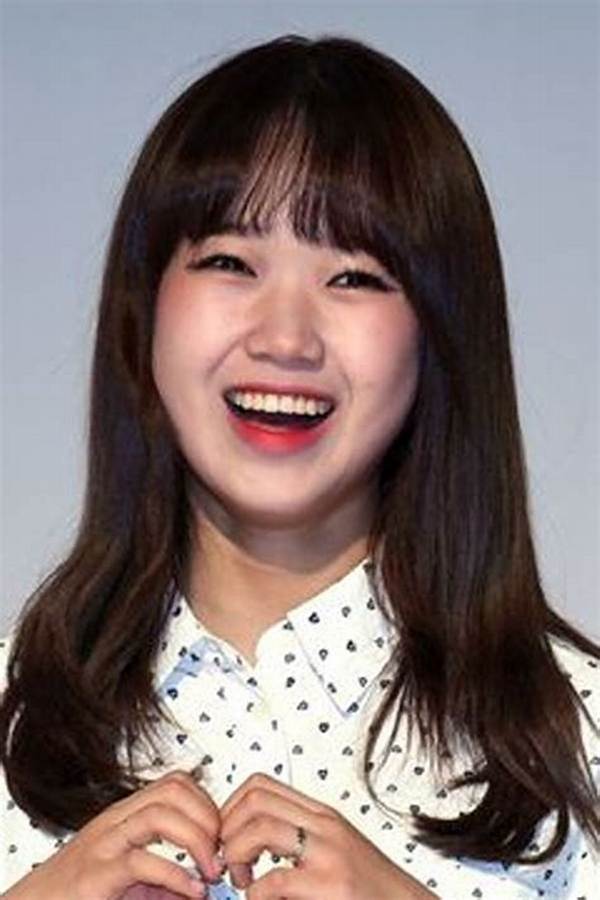 Choi Yoo-Jung - Net Worth, Age, Height, Birthday, Bio, Wiki!