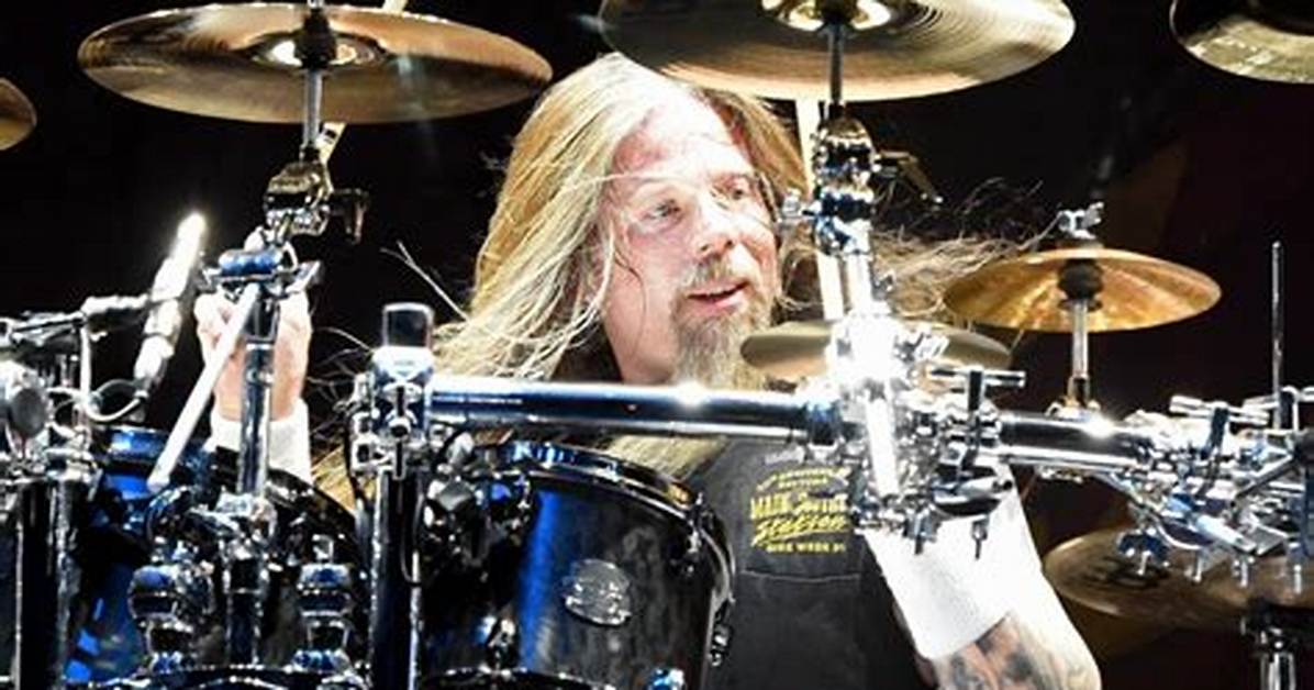 Chris Adler Net Worth, Age, Height, Bio, Birthday, Wiki!