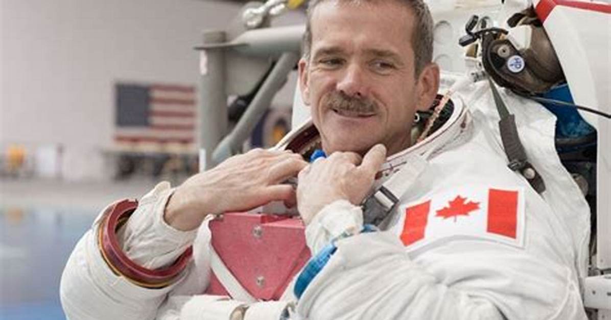 Chris Hadfield Net Worth, Age, Height, Bio, Birthday, Wiki!