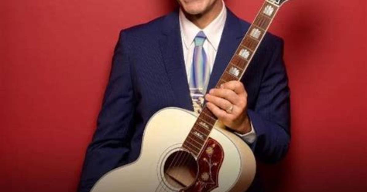Chris Isaak - Age, Net Worth, Height, Bio, Wiki!