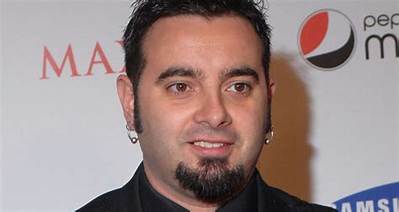 Chris Kirkpatrick Net Worth, Age, Height, Bio, Birthday, Wiki!