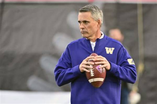 Chris Petersen Net Worth, Age, Height, Bio, Birthday, Wiki!
