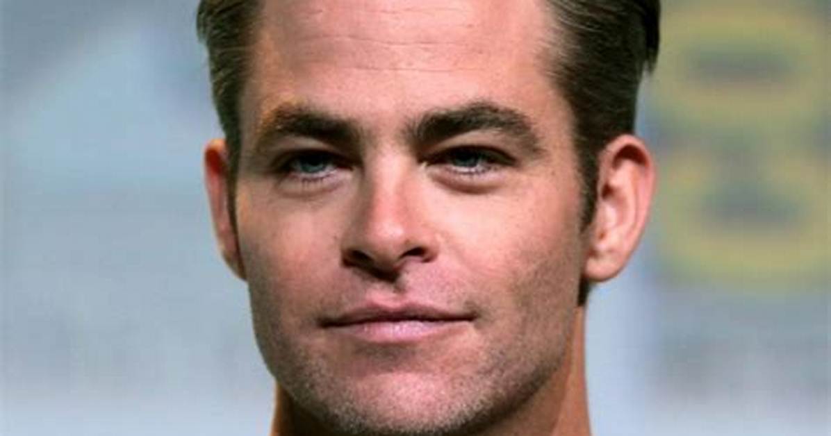 Chris Pine Net Worth, Age, Height, Bio, Birthday, Wiki!