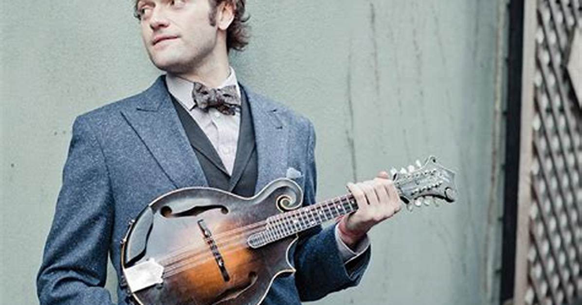 Chris Thile Net Worth, Age, Height, Bio, Birthday, Wiki!