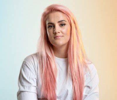 Chrissy Marshall Net Worth, Age, Height, Bio, Birthday, Wiki!