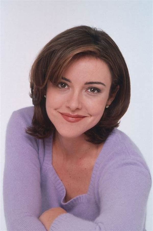 Christa Worthington Net Worth 2024, Age, Height, Bio, Birthday, Wiki!