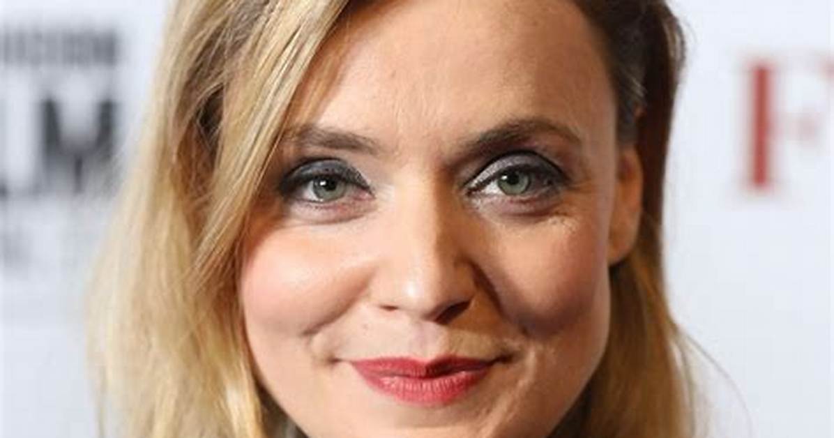 Christine Bottomley Net Worth 2024, Age, Height, Bio, Birthday, Wiki!