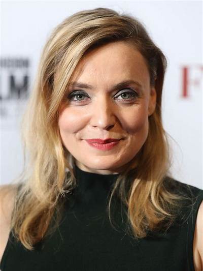 Christine Bottomley Net Worth 2024, Age, Height, Bio, Birthday, Wiki!