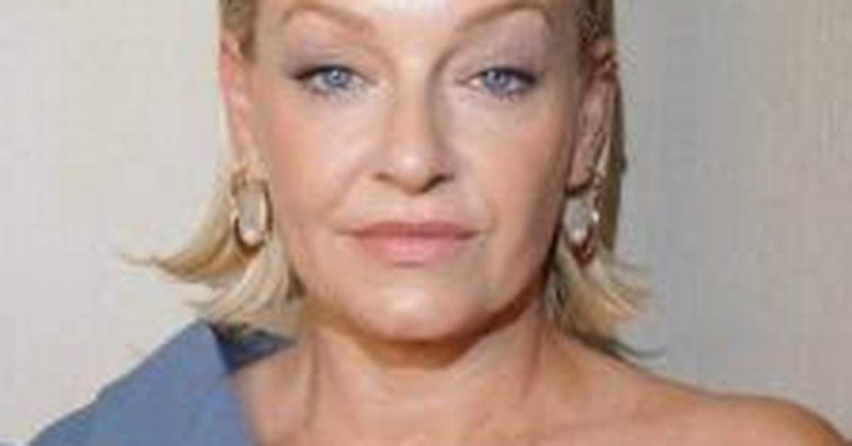 Christine Tremarco Net Worth 2024, Age, Height, Bio, Birthday, Wiki!