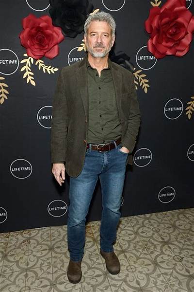 Christopher Cousins - Net Worth, Age, Height, Birthday, Bio, Wiki!