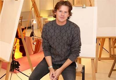 Christopher Kane - Net Worth, Age, Height, Birthday, Bio, Wiki!