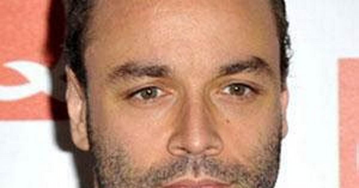 Christopher Wolstenholme Net Worth, Age, Height, Bio, Birthday, Wiki!