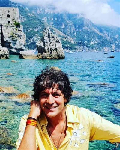 Chunky Panday - Net Worth, Age, Height, Birthday, Bio, Wiki!