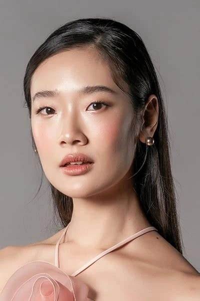 Chutimon Chuengcharoensukying - Net Worth, Age, Height, Birthday, Bio, Wiki!