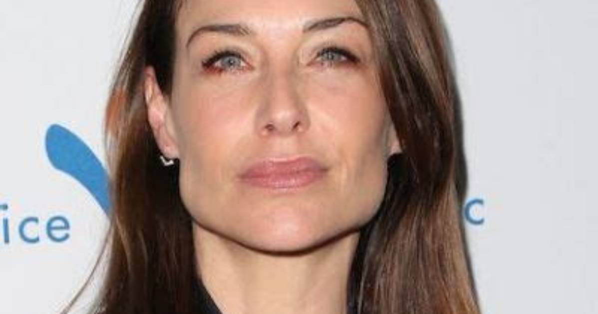 Claire Forlani Net Worth, Age, Height, Bio, Birthday, Wiki!