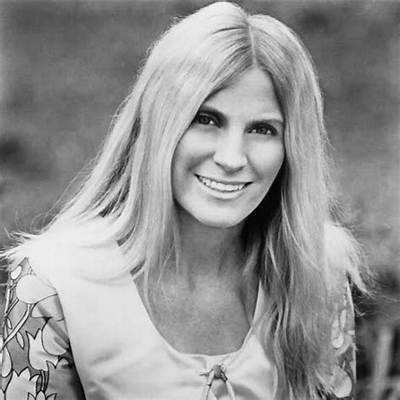 Clarissa Davis Net Worth, Age, Height, Bio, Birthday, Wiki!