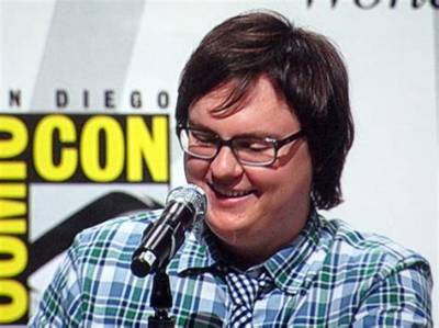 Clark Duke Net Worth 2024, Age, Height, Bio, Birthday, Wiki!
