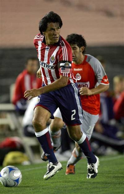 Claudio Valdivia Toro - Net Worth, Age, Height, Birthday, Bio, Wiki!