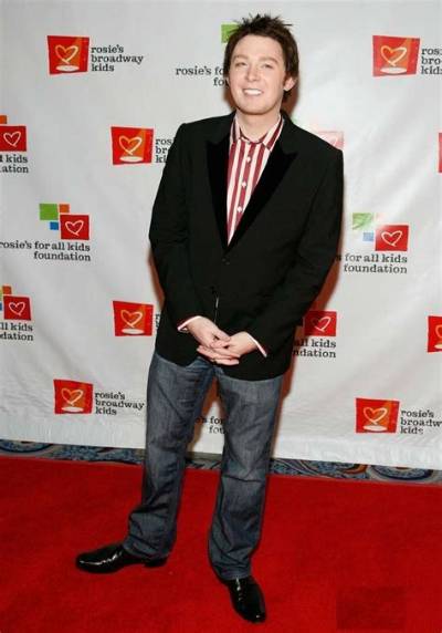 Clay Aiken Net Worth, Age, Height, Bio, Birthday, Wiki!