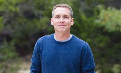 Clint Harp Net Worth, Age, Height, Bio, Birthday, Wiki!