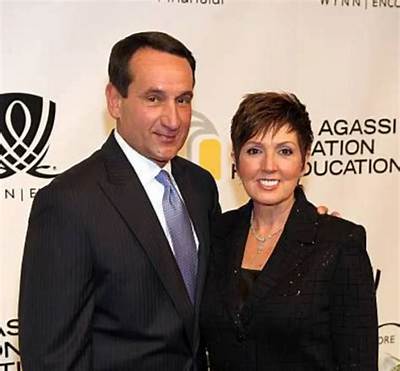 Coach Net Worth, Age, Height, Bio, Birthday, Wiki!