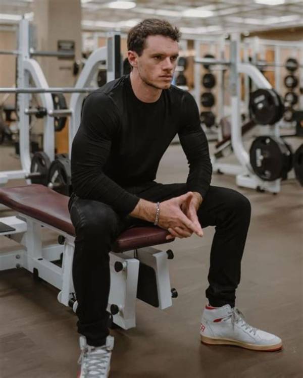 Cody Andrews - Net Worth, Age, Height, Birthday, Bio, Wiki!
