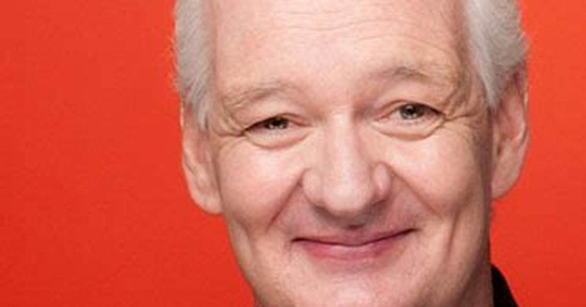 Colin Mochrie Net Worth, Age, Height, Bio, Birthday, Wiki!