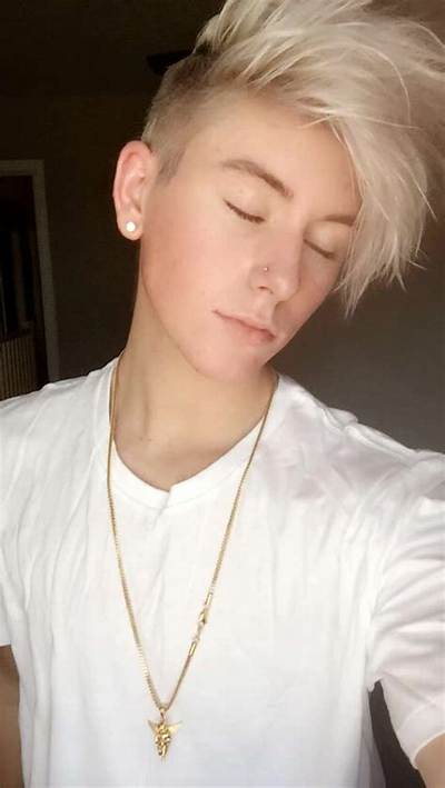 Conner Dennis Net Worth, Age, Height, Bio, Birthday, Wiki!