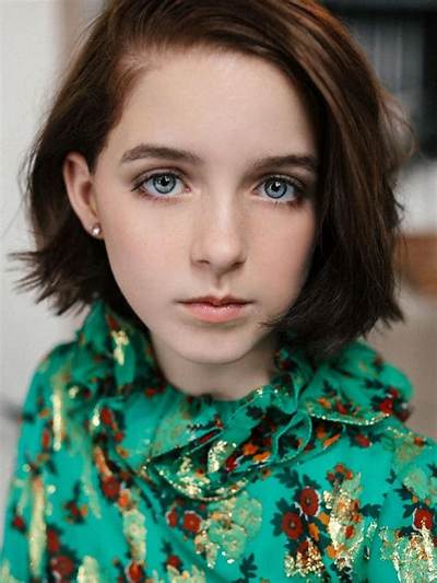 Constanza Mackenna Net Worth, Age, Height, Bio, Birthday, Wiki!