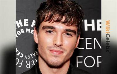 Corey Mays - Net Worth, Age, Height, Birthday, Bio, Wiki!
