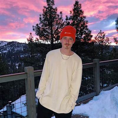 Crawford Collins Net Worth, Age, Height, Bio, Birthday, Wiki!