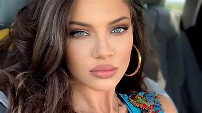 Cristina Ich Net Worth 2024, Age, Height, Bio, Birthday, Wiki!