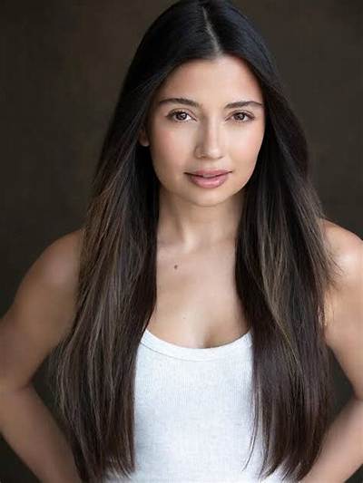 Cristine Prosperi Net Worth, Age, Height, Bio, Birthday, Wiki!