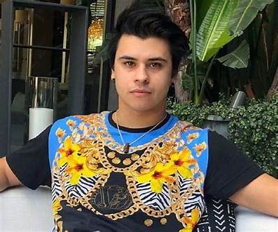 Cyrus Dobre Net Worth, Age, Height, Bio, Birthday, Wiki!