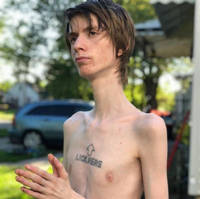 Daddy Long Neck Net Worth, Age, Height, Bio, Birthday, Wiki!