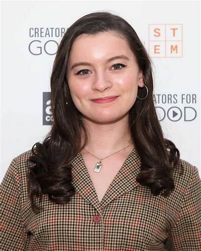 Dalila Bela - Net Worth, Age, Height, Birthday, Bio, Wiki!