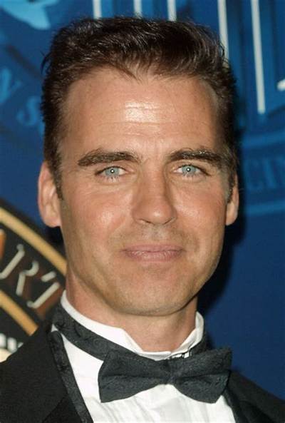 Damien Fahey - Net Worth, Age, Height, Birthday, Bio, Wiki!