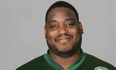 Damien Woody Net Worth, Age, Height, Bio, Birthday, Wiki!