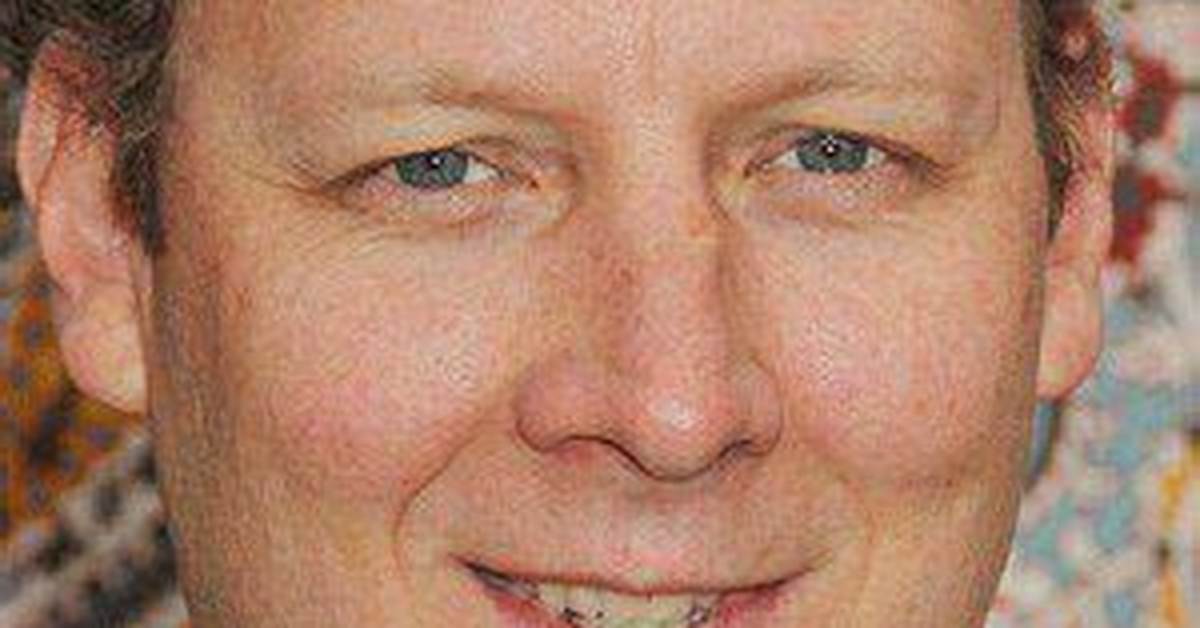 Dan Bakkedahl - Net Worth, Age, Height, Birthday, Bio, Wiki!