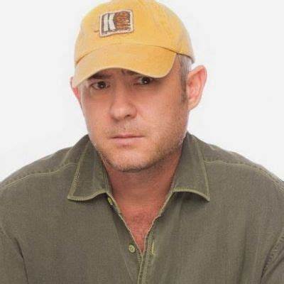Dan Carlin Net Worth, Age, Height, Bio, Birthday, Wiki!