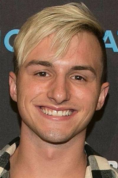 Dane Cruikshank - Net Worth, Age, Height, Birthday, Bio, Wiki!