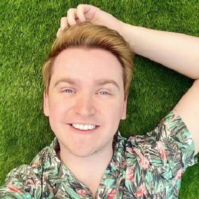 Dangthatsalongname Net Worth, Age, Height, Bio, Birthday, Wiki!
