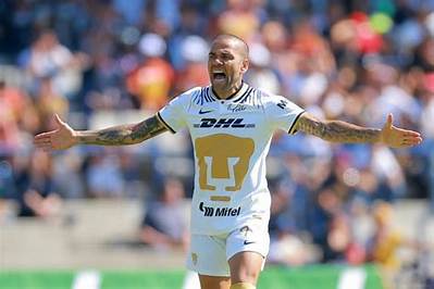 Dani Alves - Net Worth, Age, Height, Birthday, Bio, Wiki!