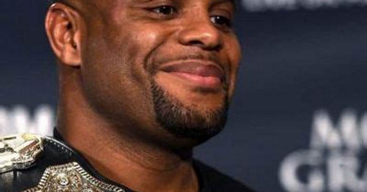 Daniel Cormier Net Worth, Age, Height, Bio, Birthday, Wiki!