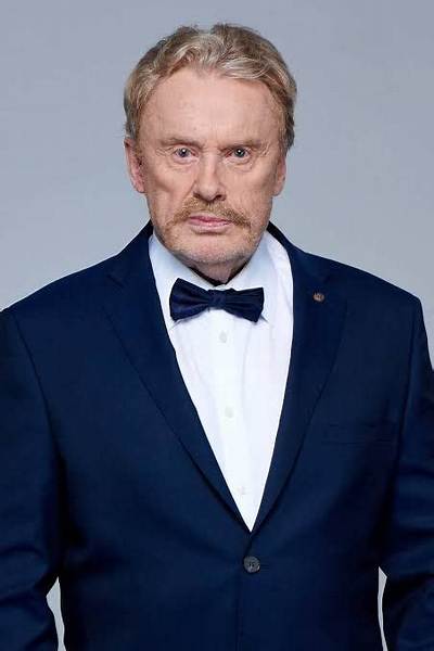 Daniel Olbrychski Net Worth 2024, Age, Height, Bio, Birthday, Wiki!