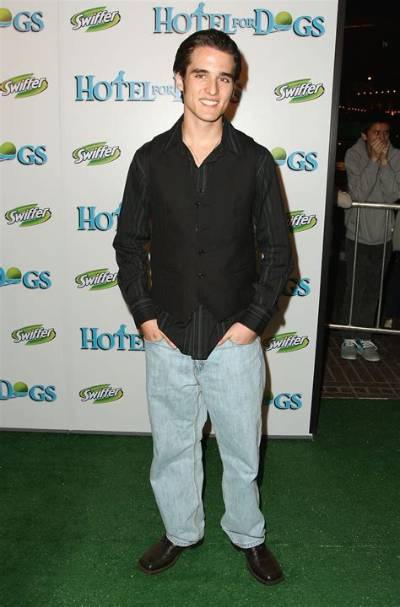 Daniel Samonas Net Worth 2024, Age, Height, Bio, Birthday, Wiki!
