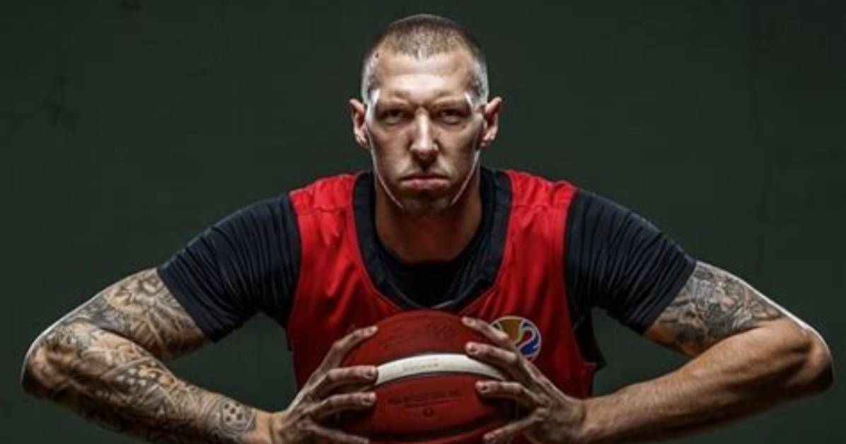 Daniel Theis - Net Worth, Age, Height, Birthday, Bio, Wiki!