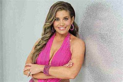 Danielle Mccormack Net Worth, Age, Height, Bio, Birthday, Wiki!